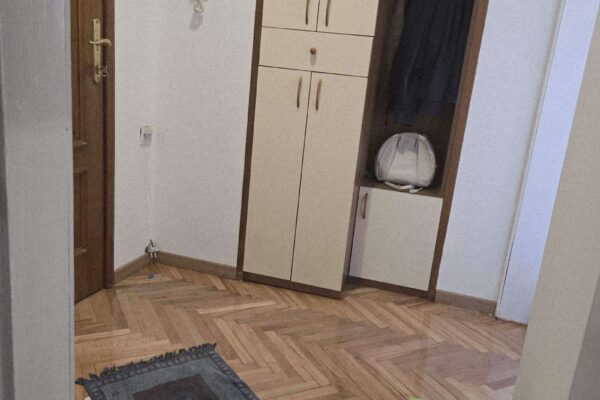 Dvosoban stan u Duvaništu 70m2